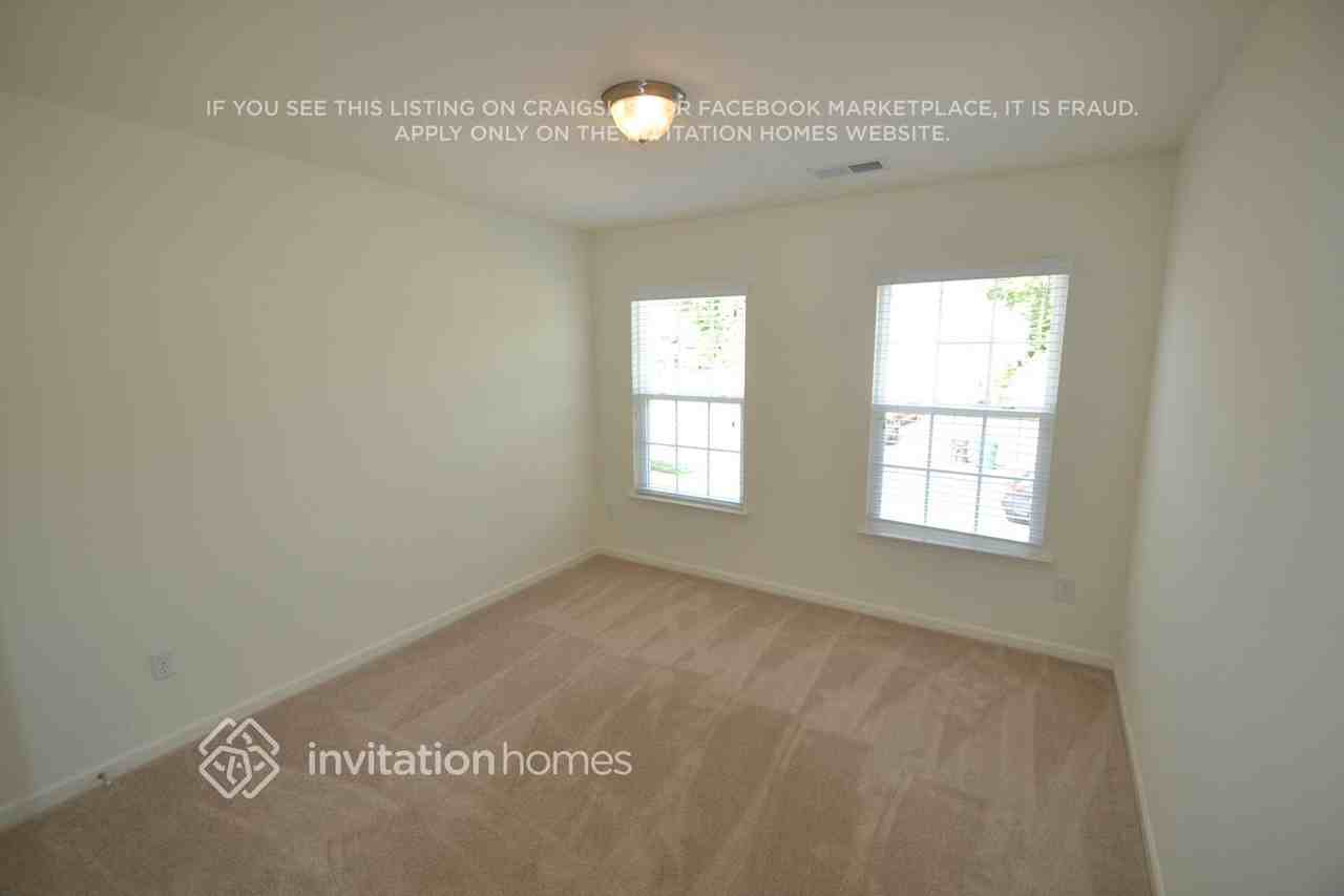 3510 Starmount Ave - Photo 6 of 8