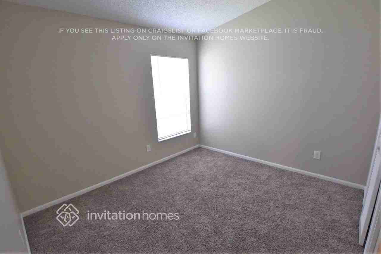 4220 Cloverleaf Pl - Photo 7 of 12