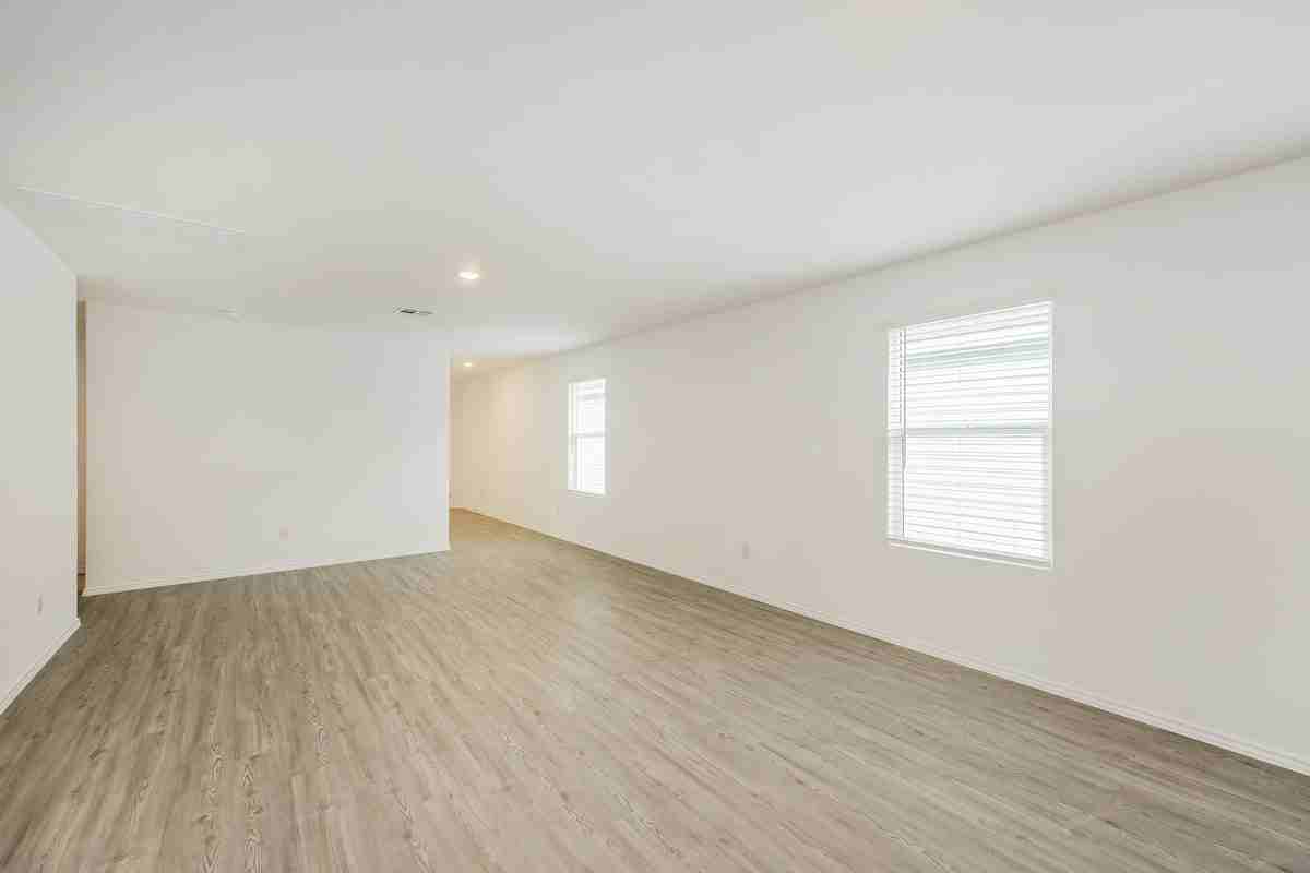 8810 Mccoy Pass - Photo 4 of 31