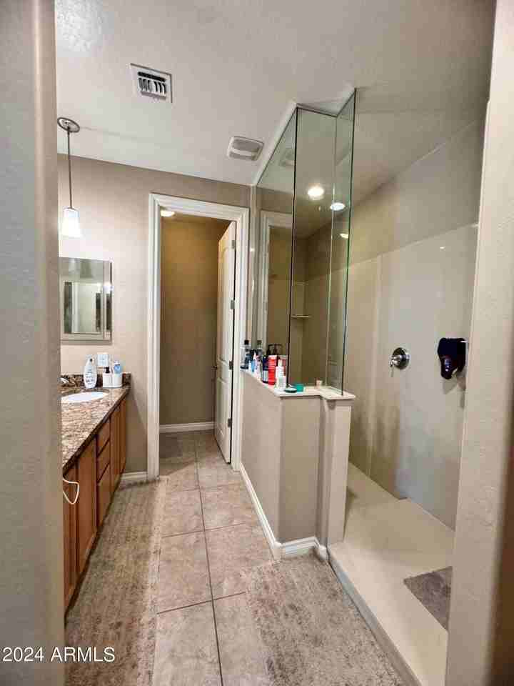 172 E Crescent Pl - Photo 5 of 31