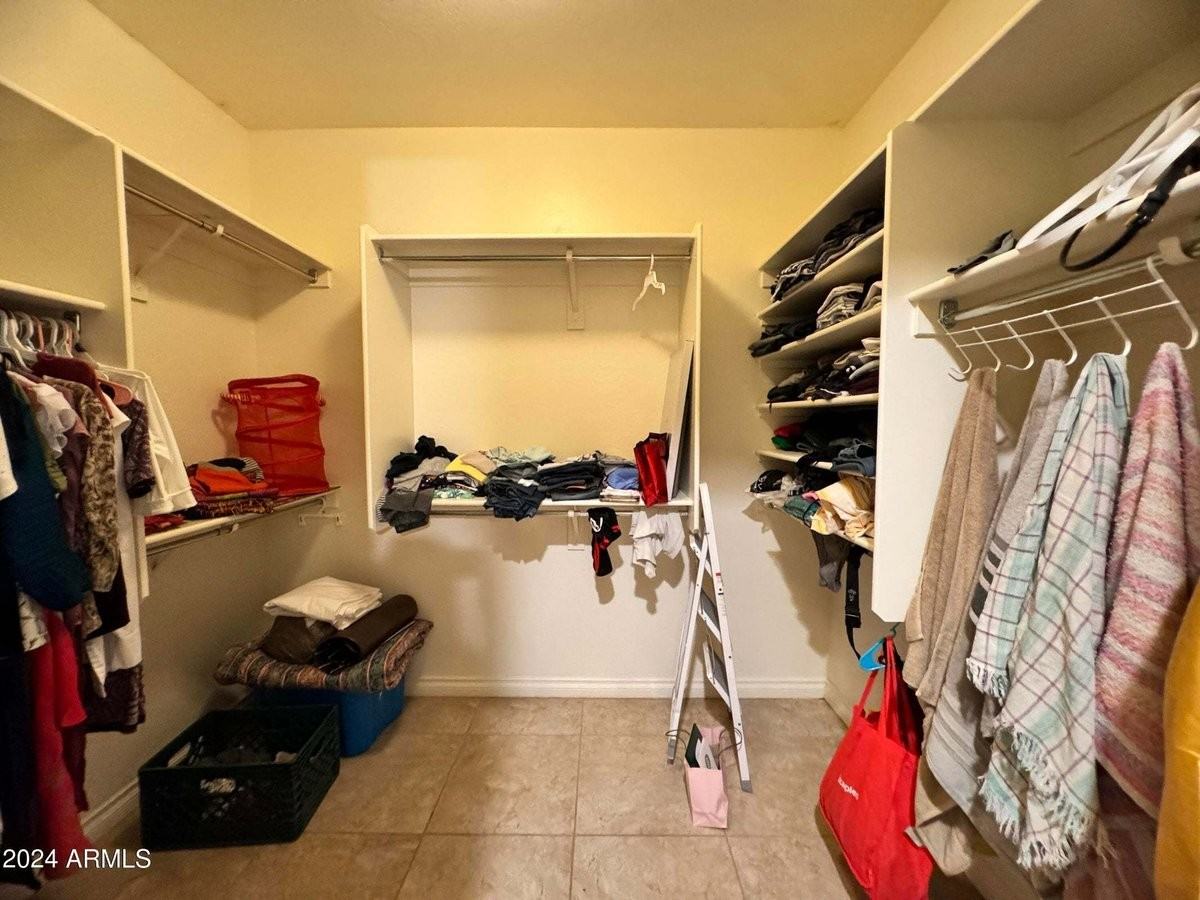 172 E Crescent Pl - Photo 7 of 31