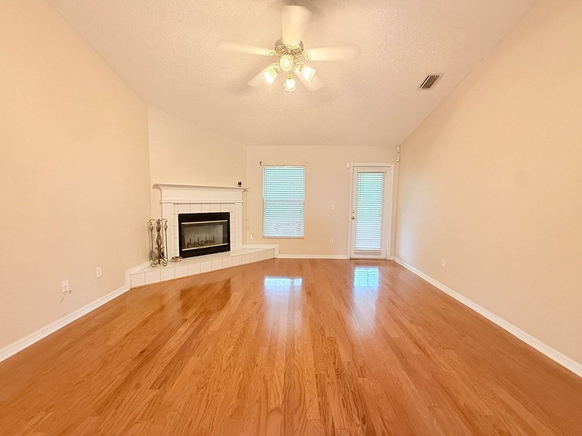 778 Hamm St Nw - Photo 2 of 23