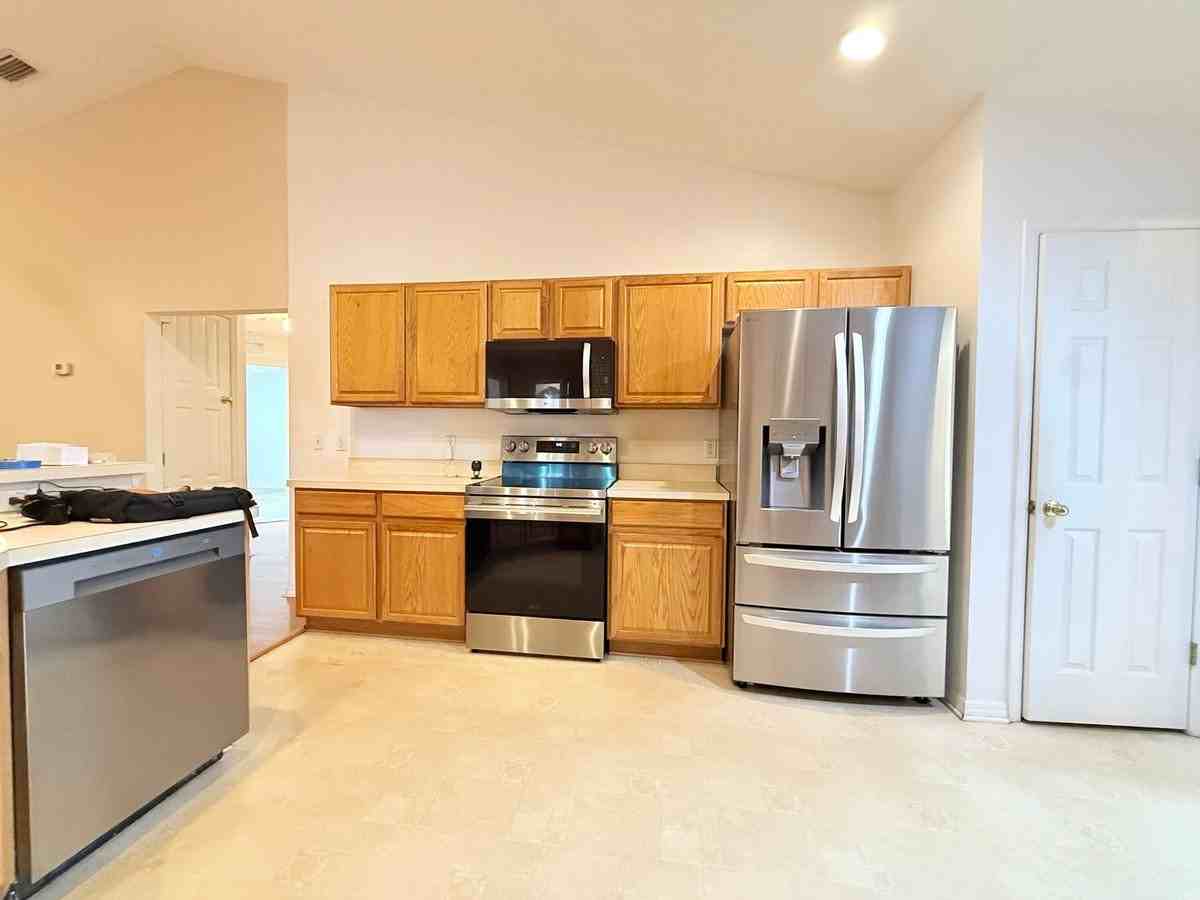 778 Hamm St Nw - Photo 3 of 23