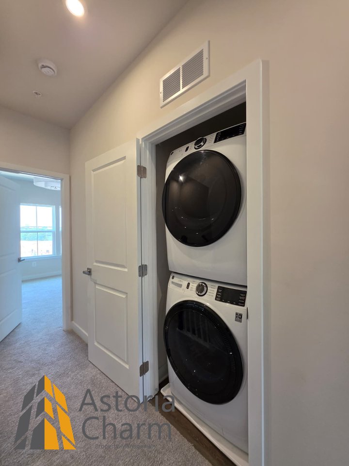 2928 Maisel St - Photo 6 of 50