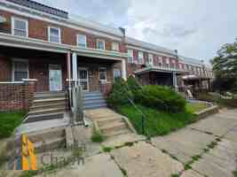 featured image of 3016 Pelham Ave