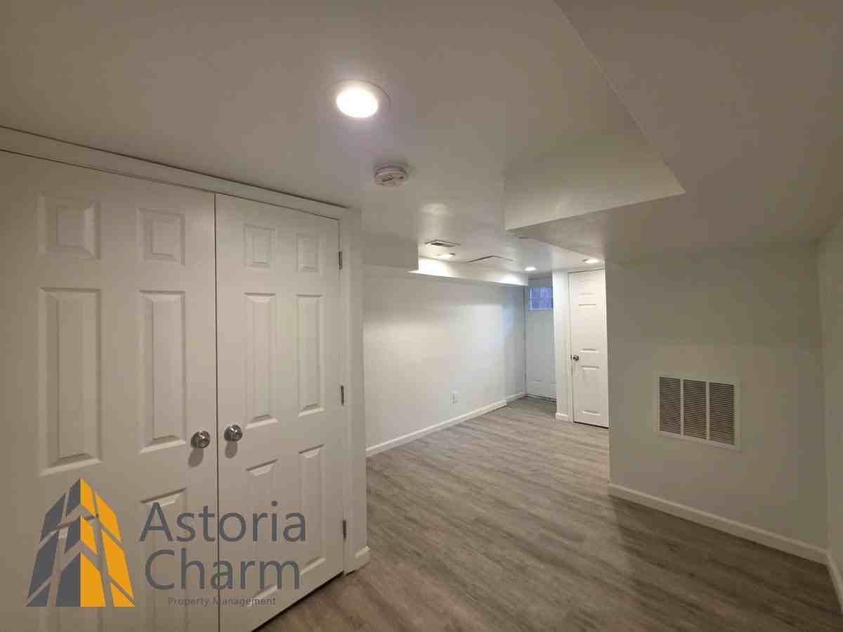 519 E 28th St - Photo 2 of 43