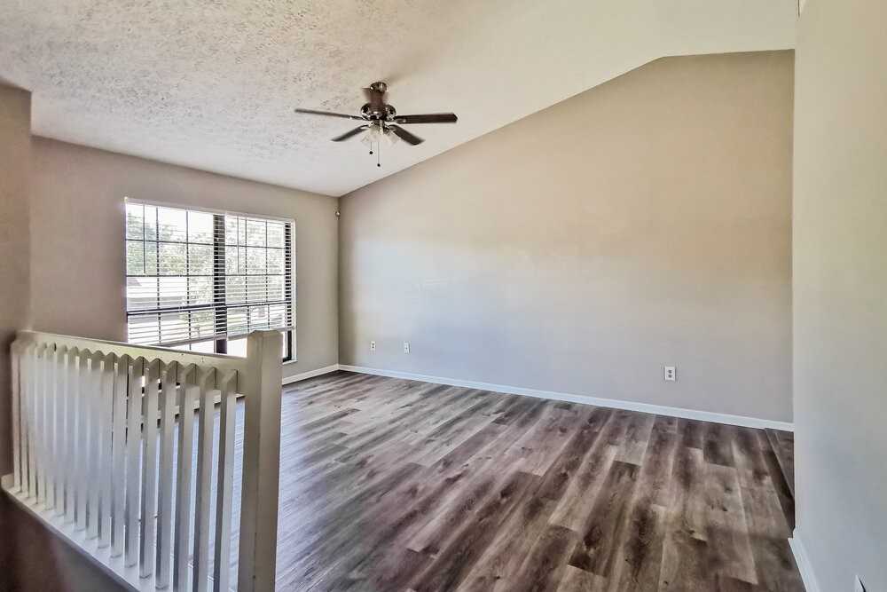 3255 Bluhm Ct - Photo 6 of 17