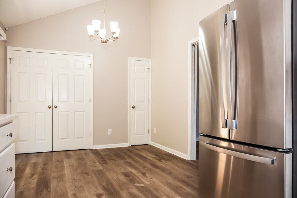 2214 Pleasant Dale Dr - Photo 5 of 16