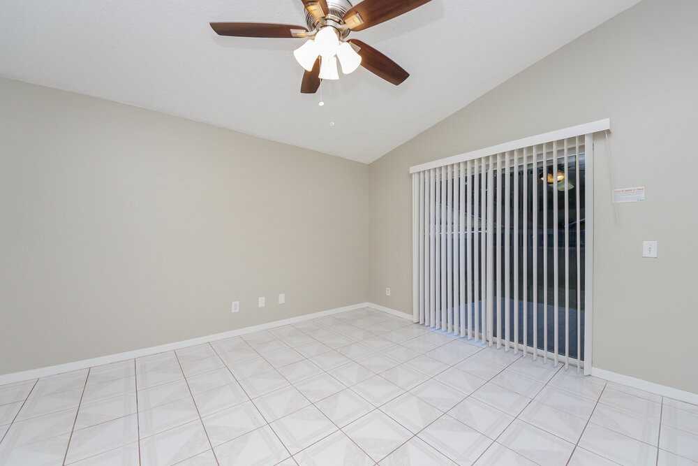 2150 Rj Cir - Photo 3 of 16