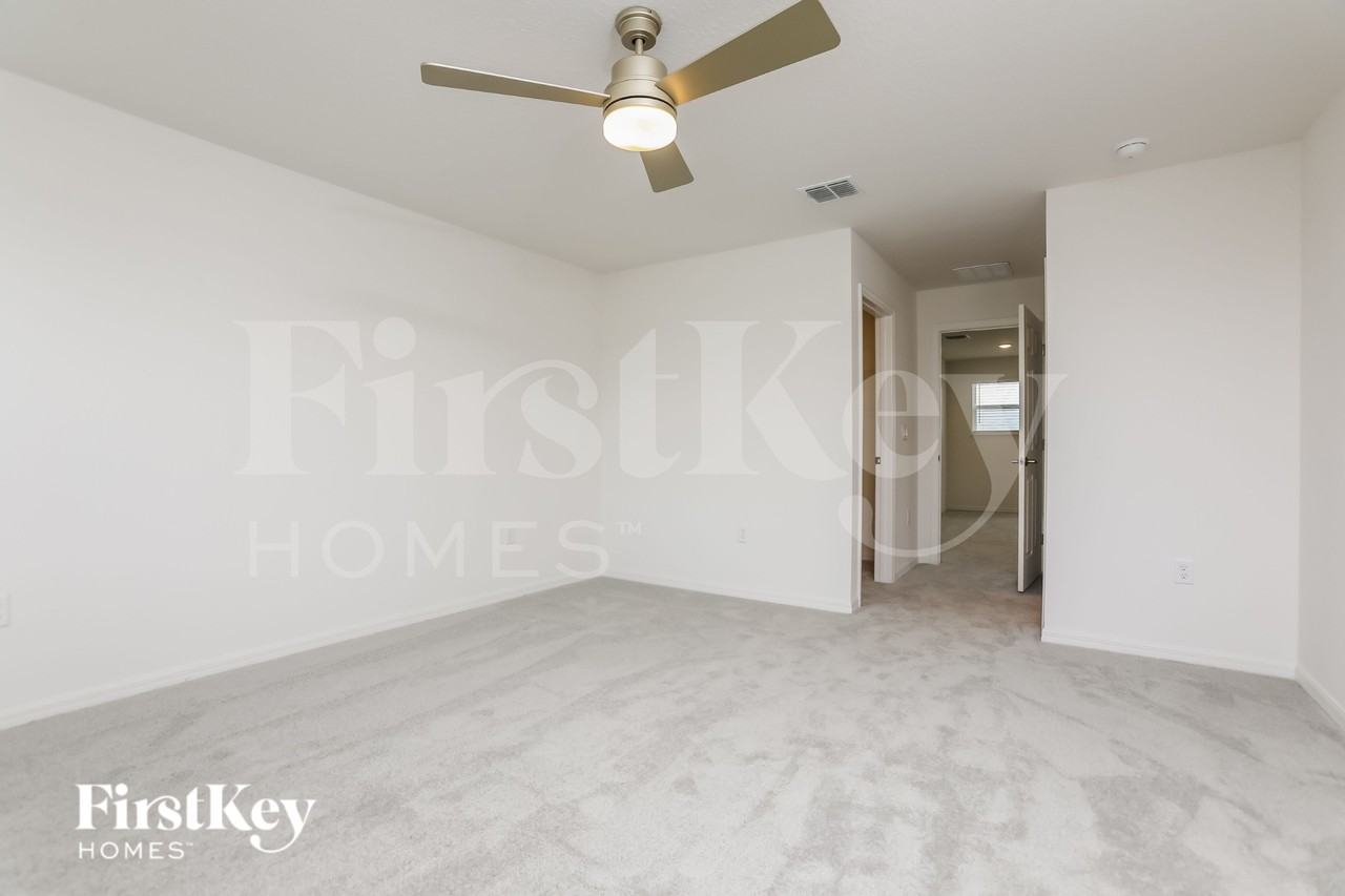 1132 Spokane Pt - Photo 5 of 16