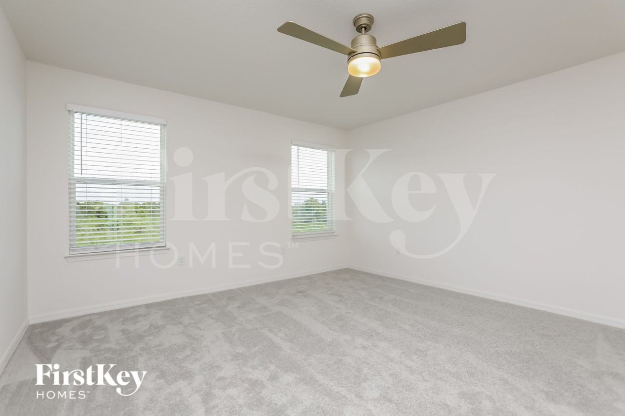 1132 Spokane Pt - Photo 6 of 16