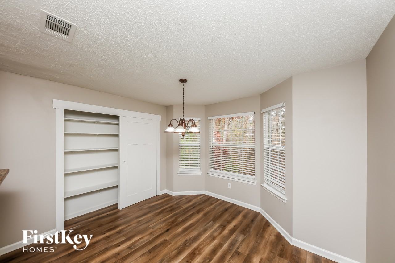 24 Birchfield Ct - Photo 5 of 14