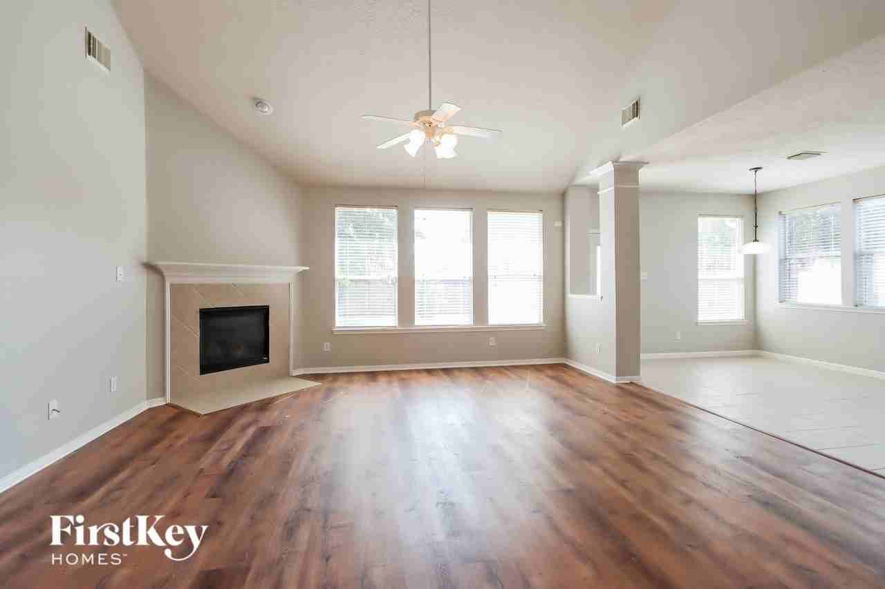 31306 Hilldale Park Ct - Photo 4 of 15
