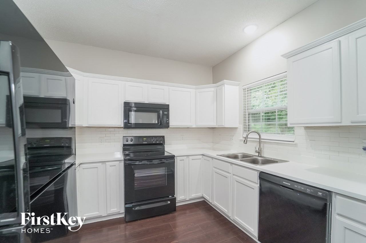 7510 Wilkins Terrace Dr - Photo 7 of 15
