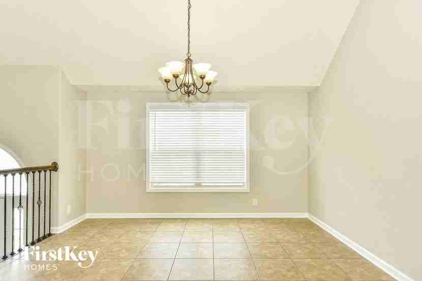 3489 Sikorsky Ln - Photo 5 of 15