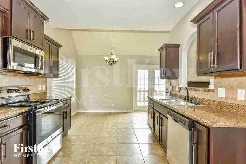 3489 Sikorsky Ln - Photo 6 of 15