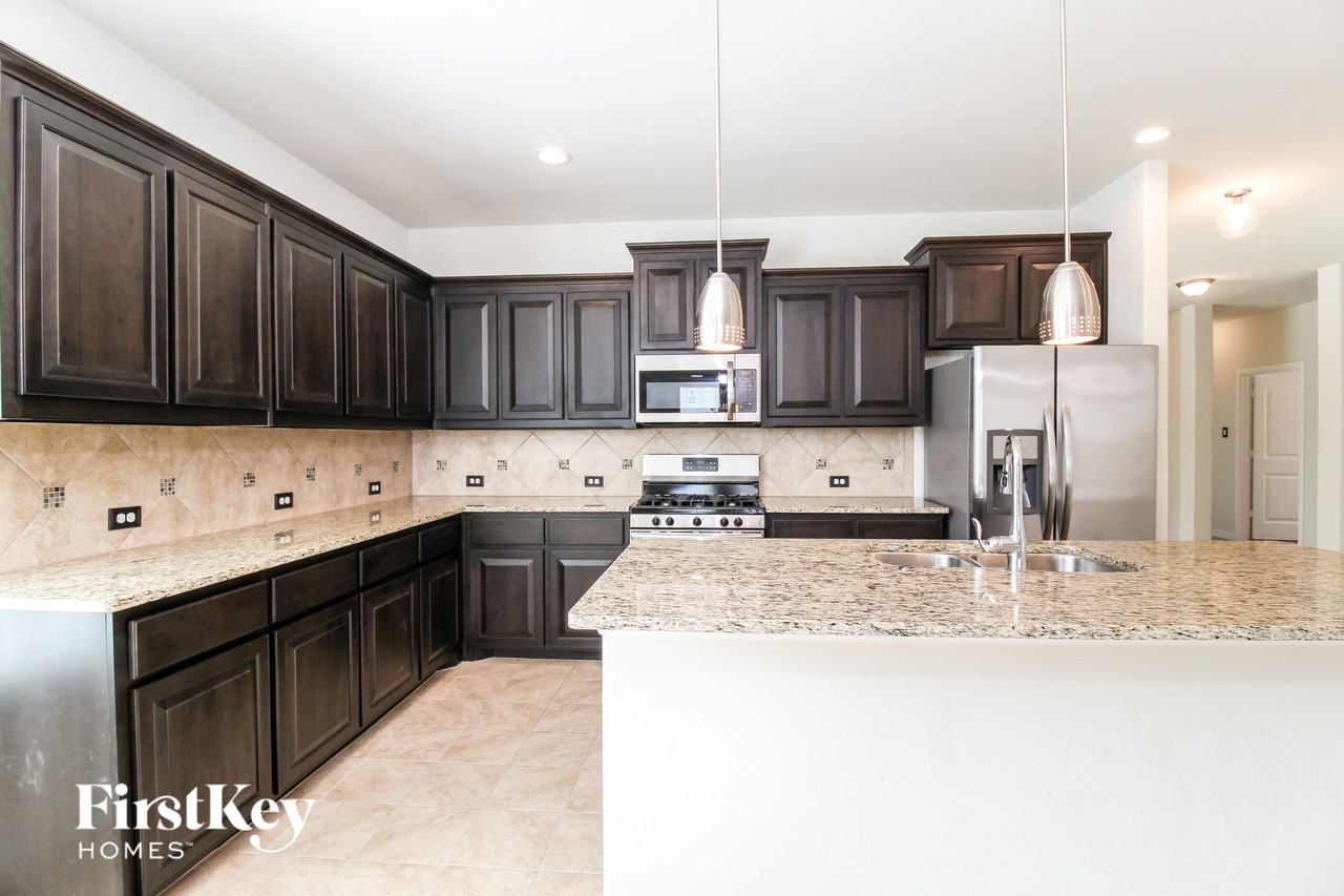 1008 Spanish Needle Trl - Photo 6 of 15