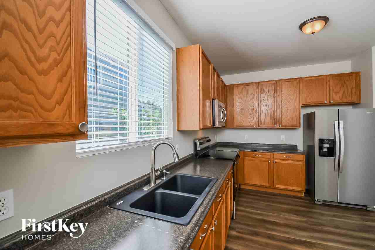 5229 Mountain Air Cir - Photo 5 of 15