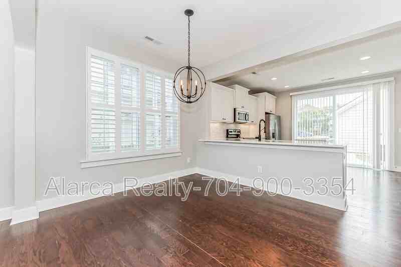 3246 Moss Ln - Photo 5 of 21