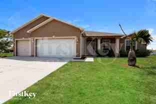 1820 Ne 7th Ave - Photo 1 of 1