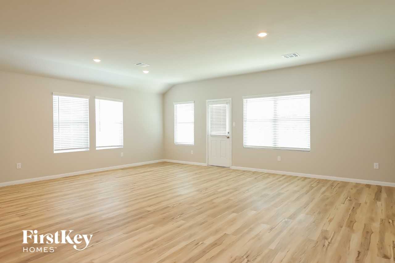 6727 Hatchery Way - Photo 3 of 15