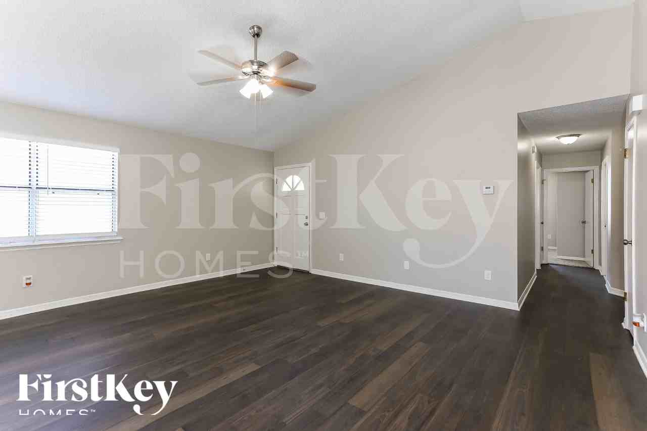 6736 Newgate Cir E - Photo 3 of 15