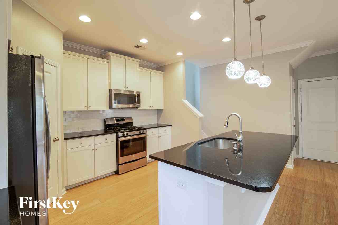 3336 Pavilion Lake Dr - Photo 7 of 15