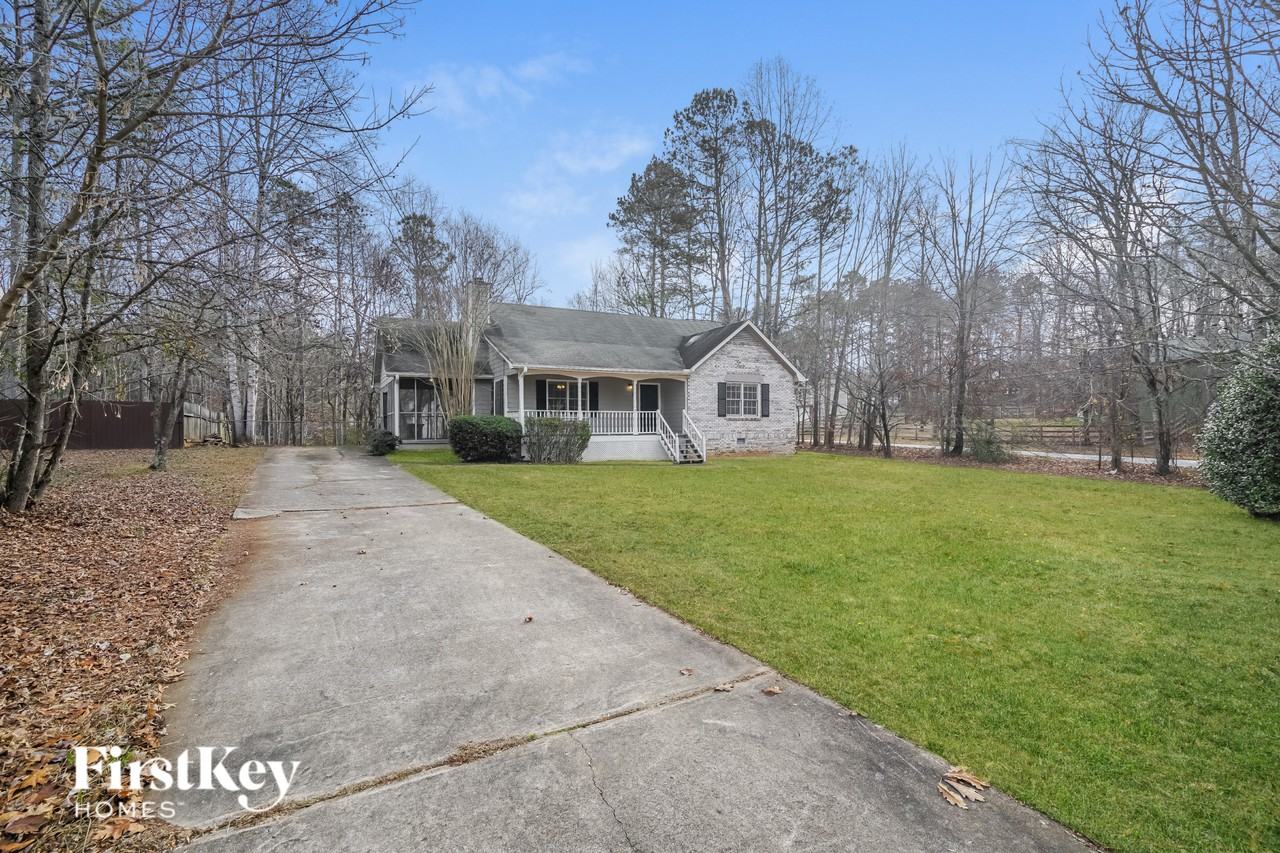 273 Hollis Cir - Photo 2 of 16