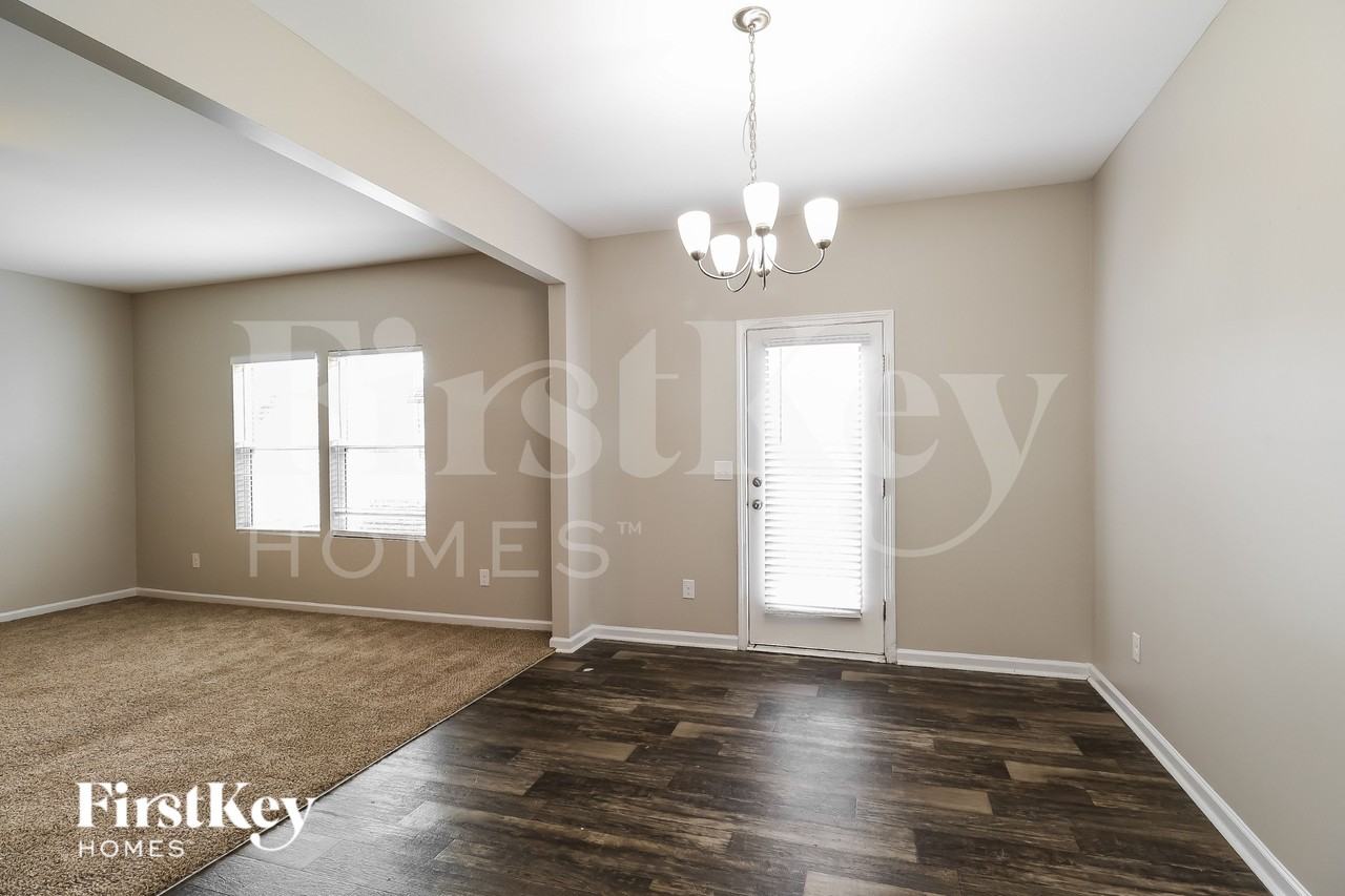 12562 Garron Rd - Photo 4 of 16