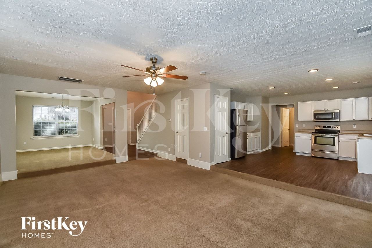 4831 Wexford Trl - Photo 2 of 15