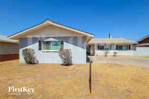 featured image of 3940 W Solano Dr S