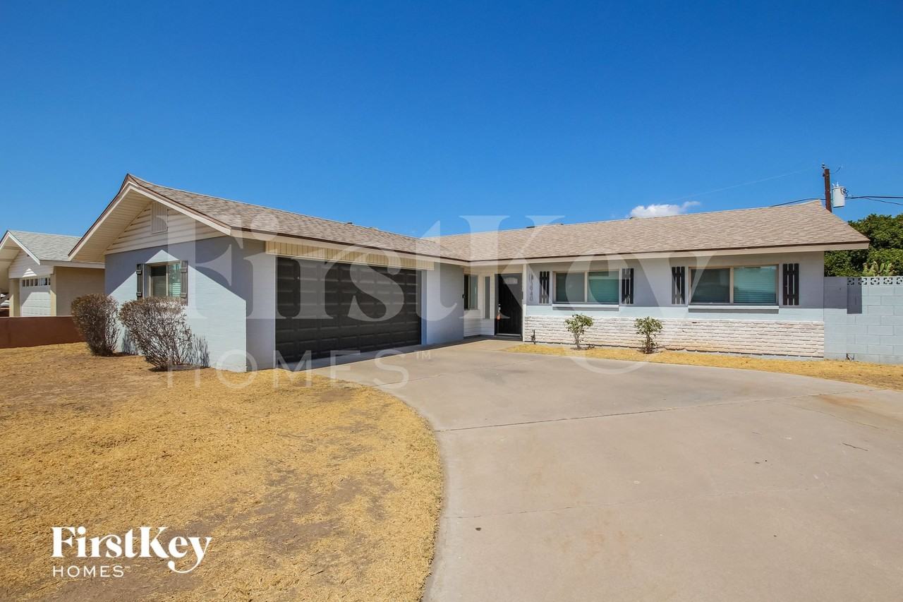 3940 W Solano Dr S - Photo 2 of 15