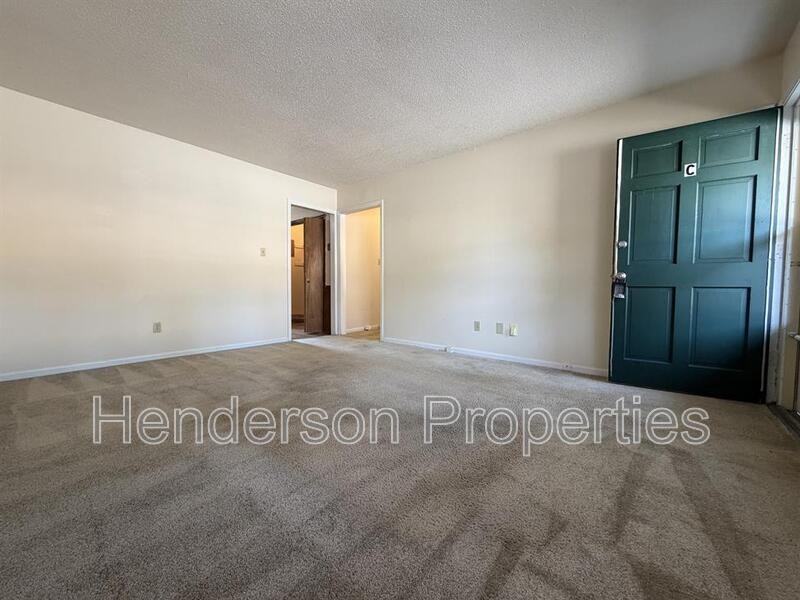 522 Davie Ave #C - Photo 2 of 13