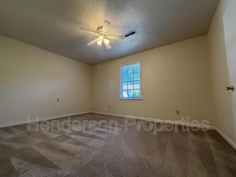 522 Davie Ave #C - Photo 7 of 13