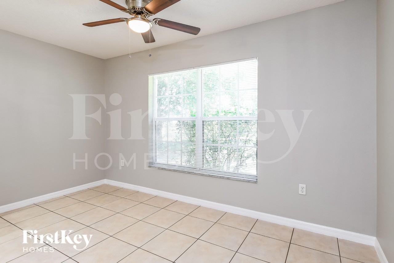 3085 Packard Ave - Photo 5 of 16