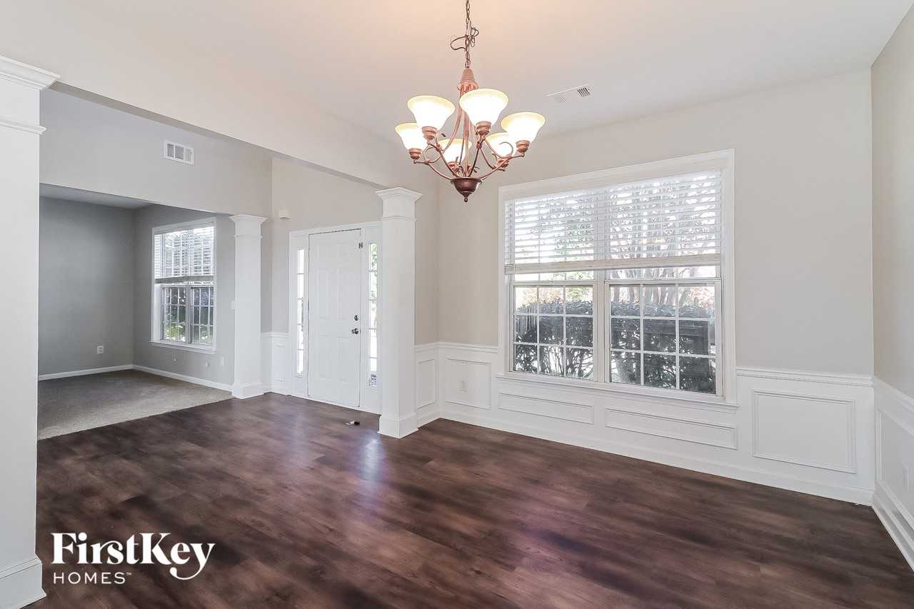 2633 Myrtlewood Ln Nw - Photo 5 of 14