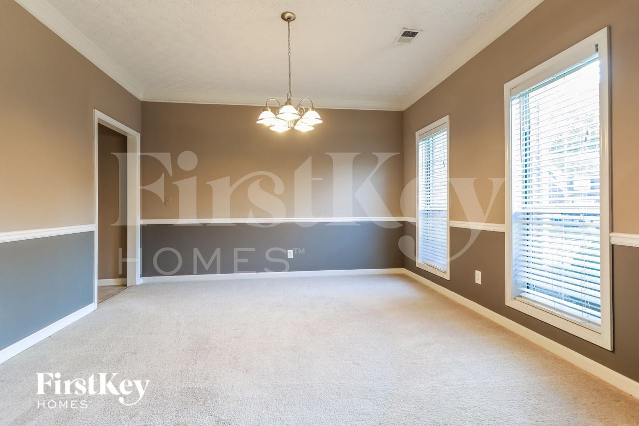 2621 Conifer Green Way - Photo 4 of 15