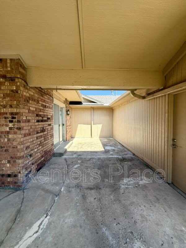 7148 S Canton Ave - Photo 2 of 23