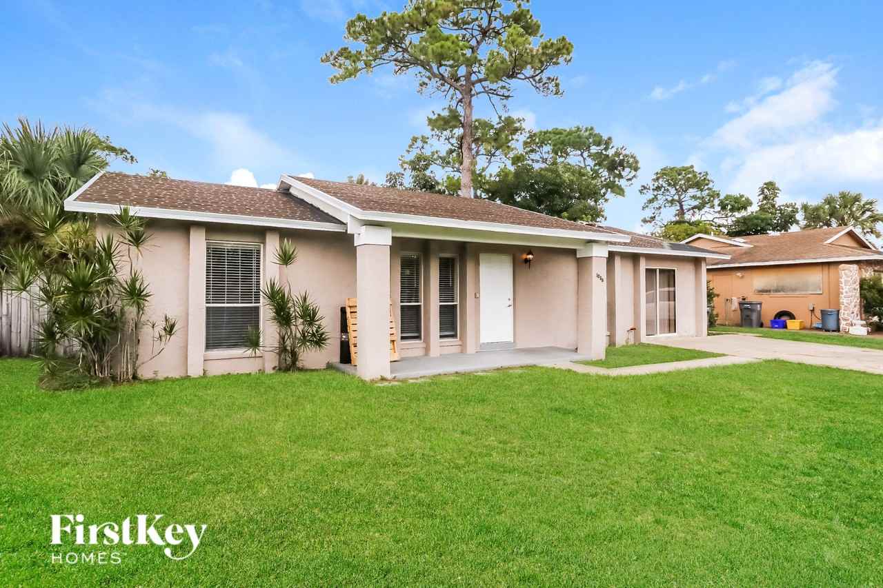 1035 Cameo Cir - Photo 2 of 16