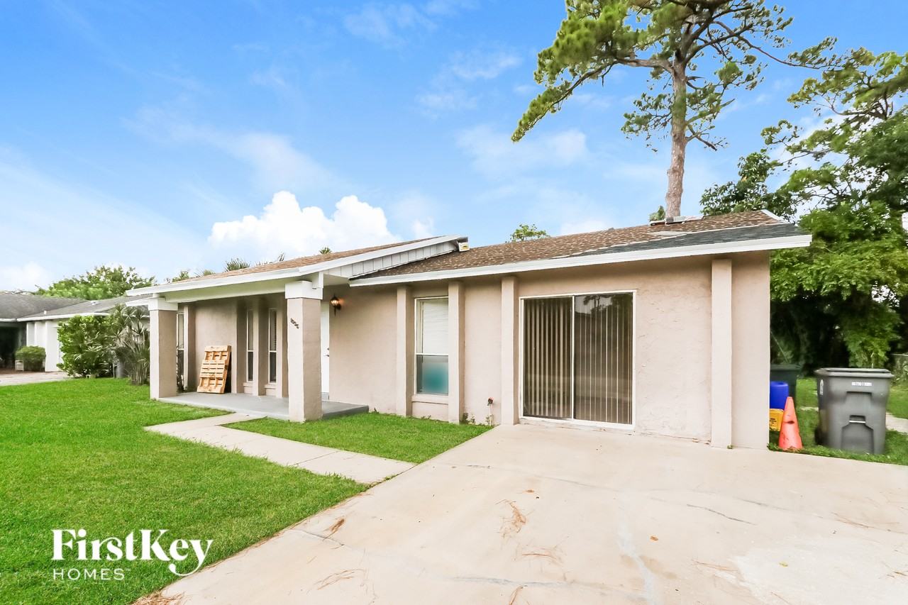 1035 Cameo Cir - Photo 3 of 16