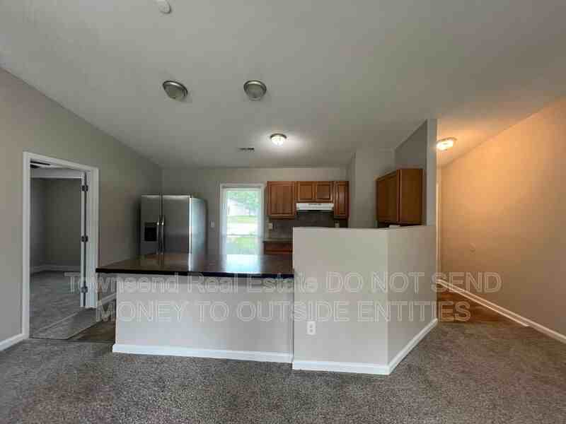 612 Missenburg Ct - Photo 3 of 14