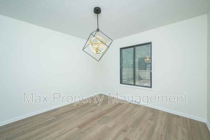 1484 Nw 91st St - Photo 7 of 27