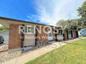 612 Sw Des Moines St - Photo 1 of 1