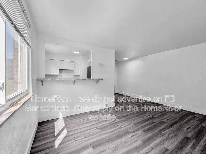 781 Cooke Dr #1 - Photo 5 of 18