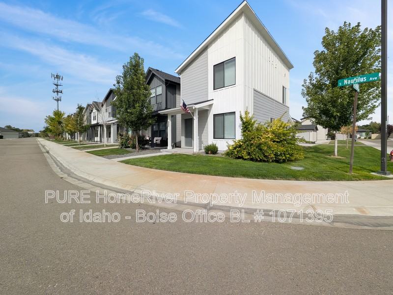 988 S Nautilus Ave - Photo 2 of 18
