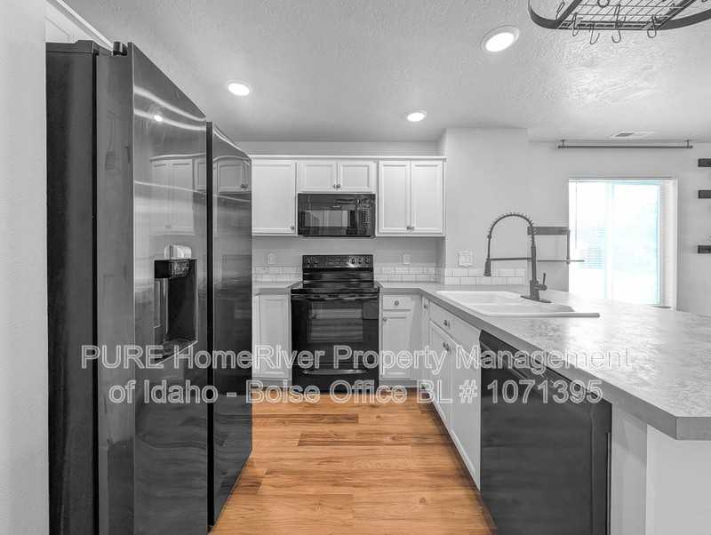 988 S Nautilus Ave - Photo 7 of 18