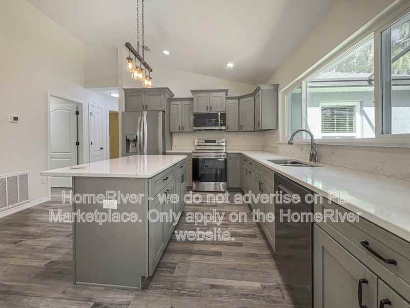 3411 W Cypress Dr - Photo 6 of 20