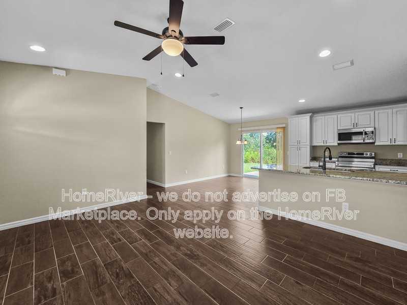 6319 Sw 144th Street Rd - Photo 5 of 20