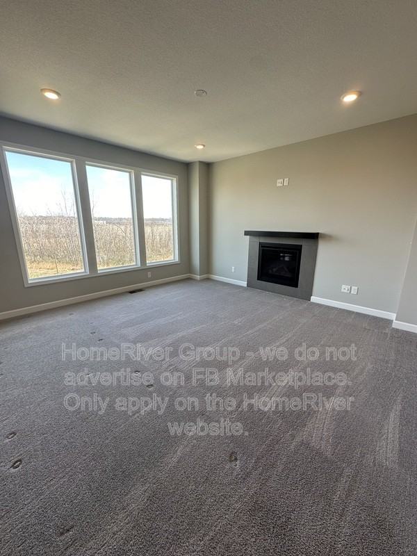 2319 S Hanover Ave - Photo 2 of 22