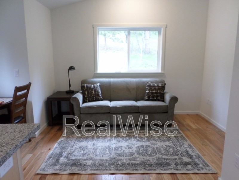 209 Granite St - Photo 6 of 13